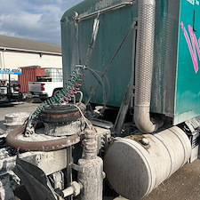 Professional-Semi-Truck-Pressure-Washing-and-Detailing-Restoration 0